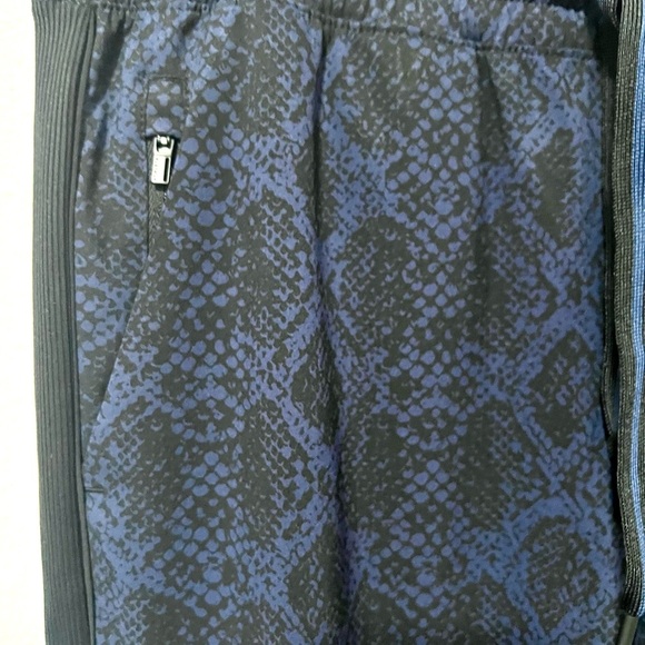Athleta Brooklyn Blue phyton Jogger Sweatpants workwear, travel 8 - Picture 6 of 6